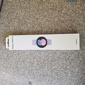Samsung Galaxy Watch5 (sealed new), 40 mm face